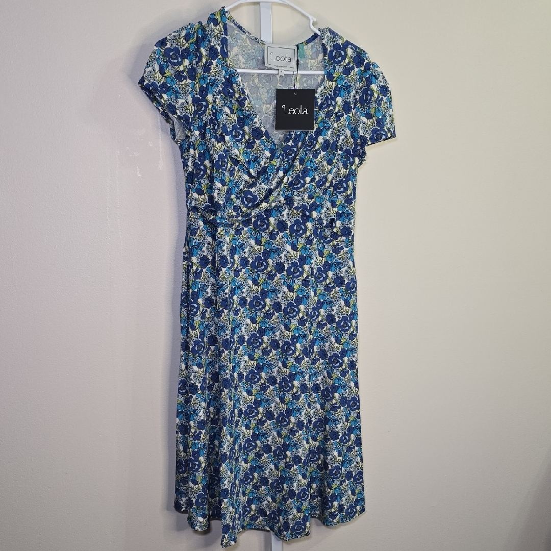 Leota Blue And White V Neck Midi Sundress